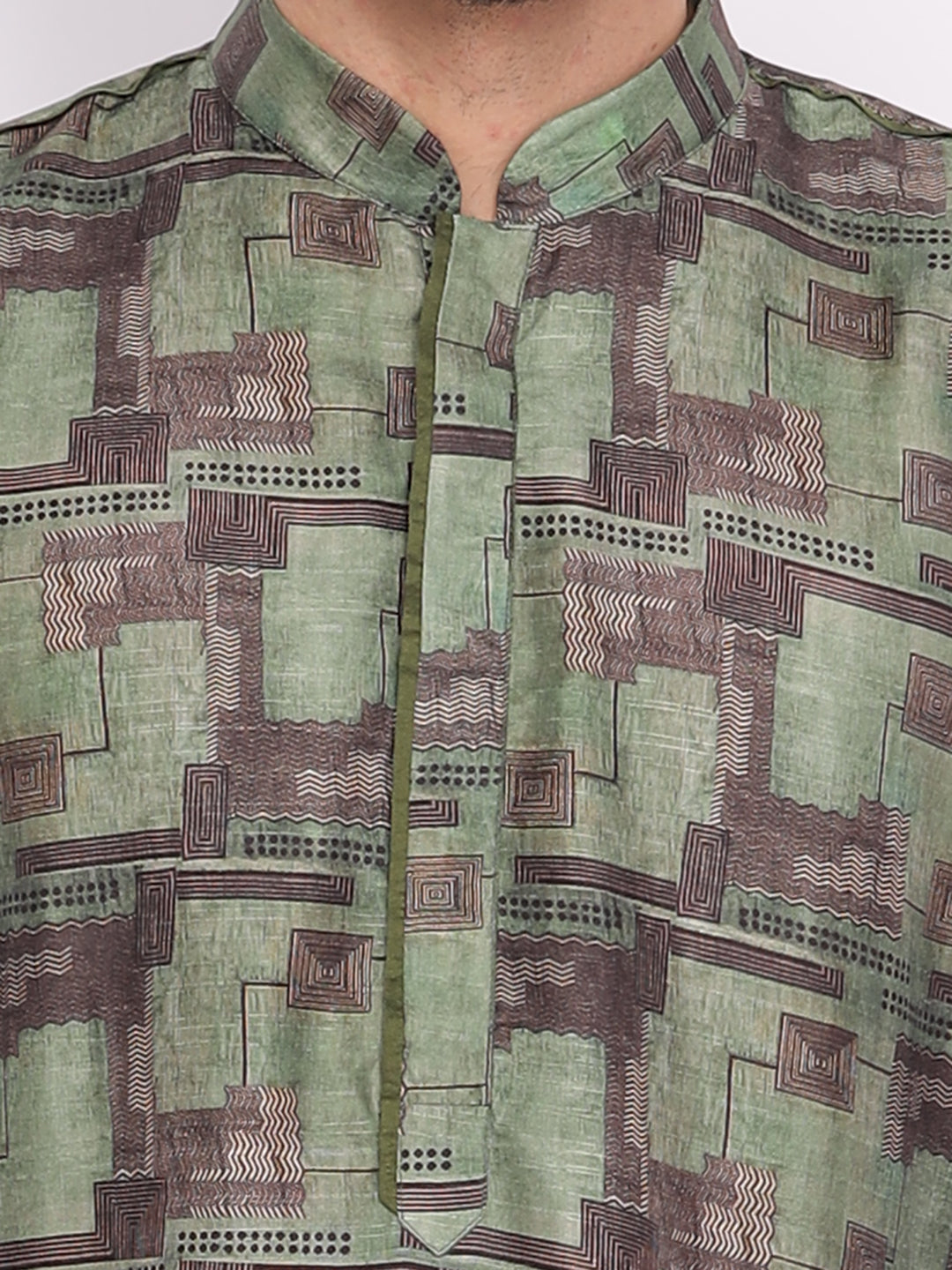Full Sleeve Printed Kurta and Pyjama Set in Green Cotton Blend