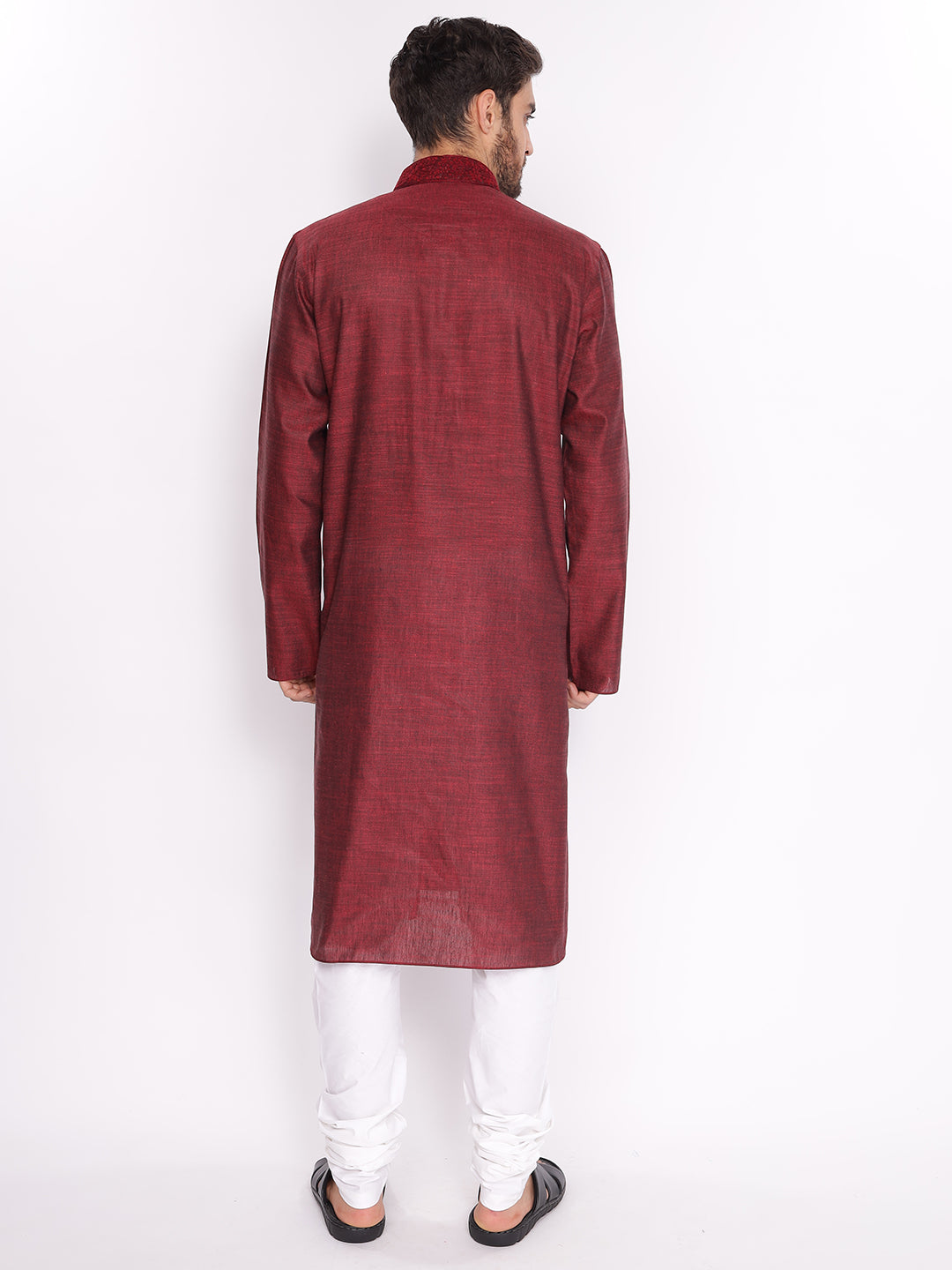 Full Sleeve Embroidered Kurta and Pyjama Set in Maroon Cotton Blend